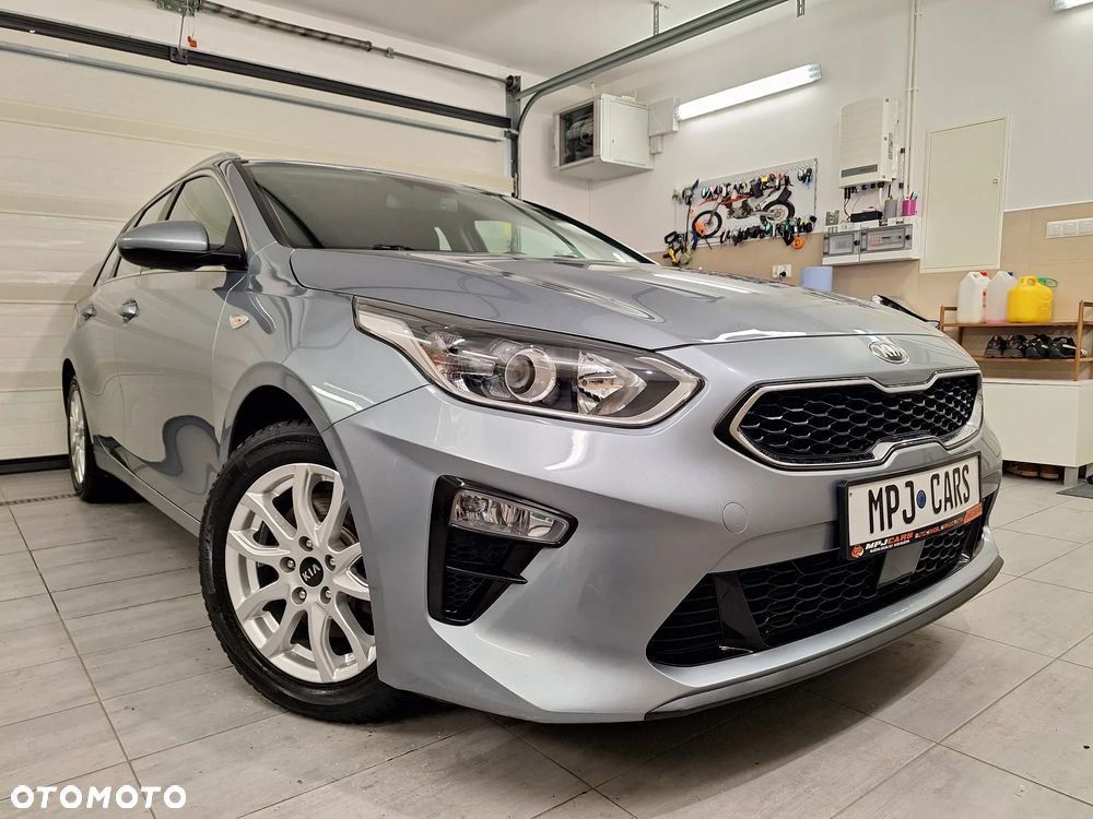 Kia Ceed 1.4 CVVT ISG Dream Team Edition - 2