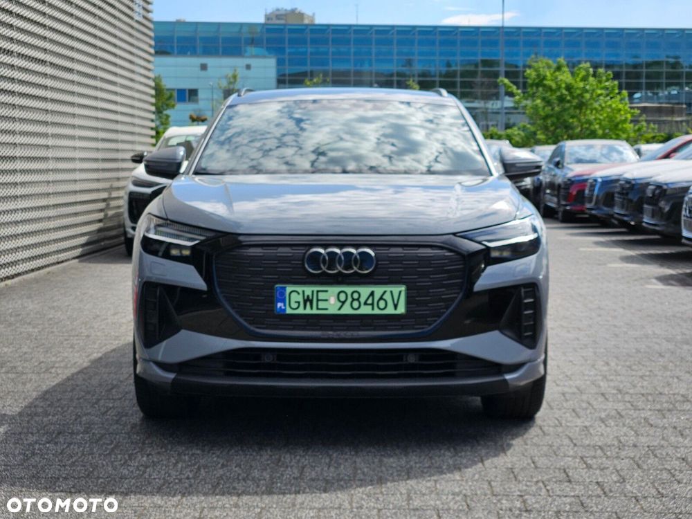 Audi Q4 e-tron - 9