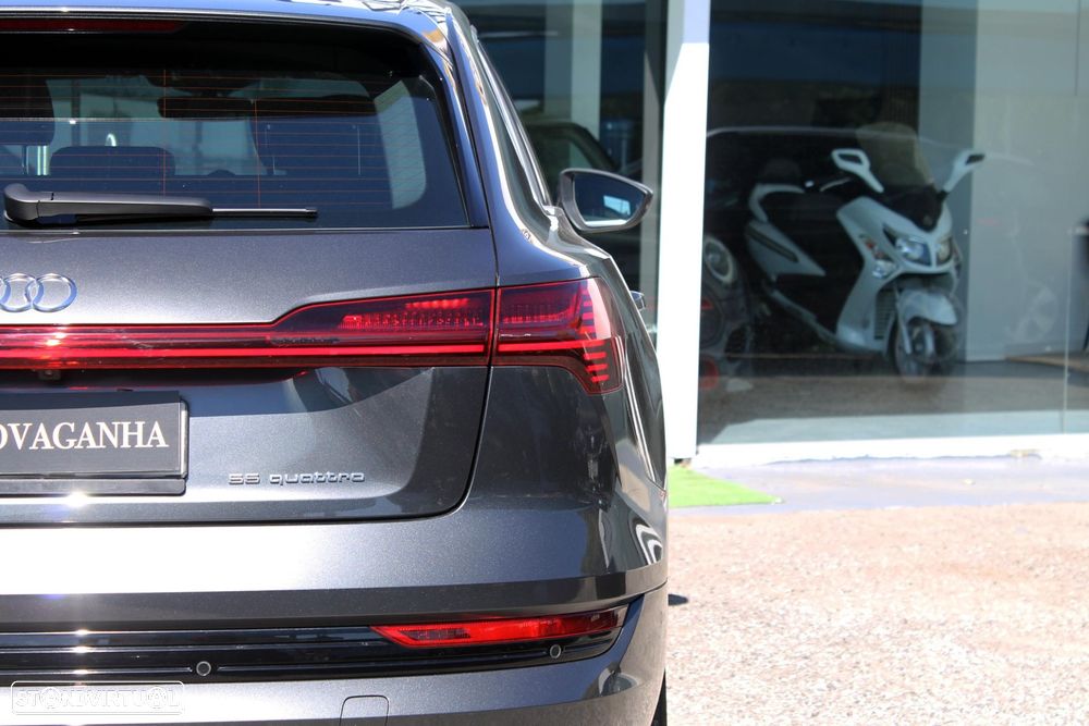 Audi e-tron 55 quattro S line - 52