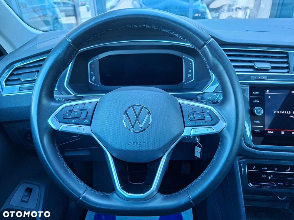 Volkswagen Tiguan - 18