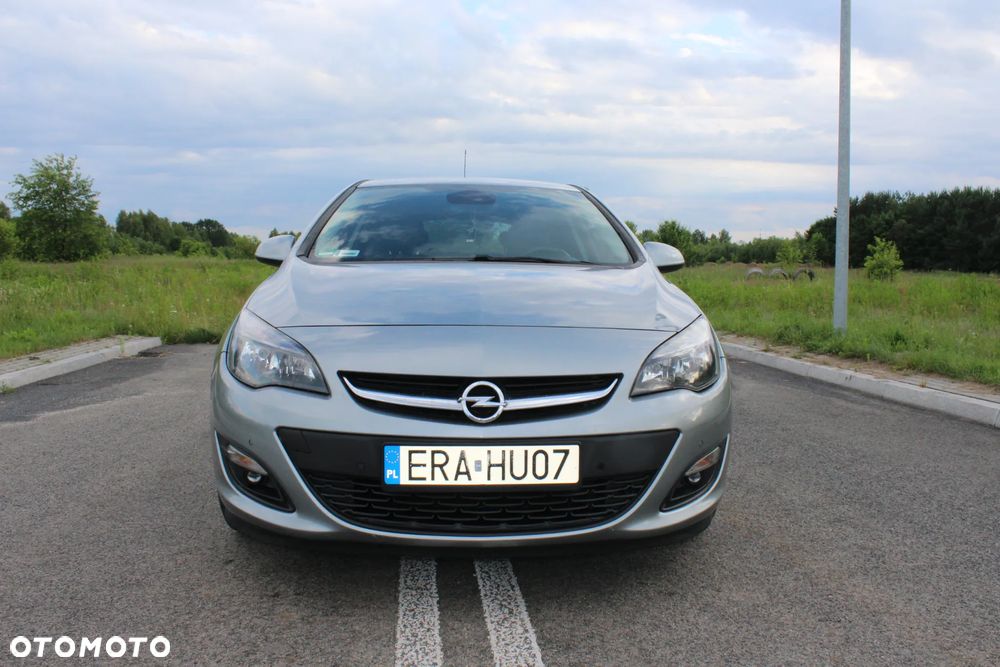 Opel Astra IV 1.6 Cosmo - 2