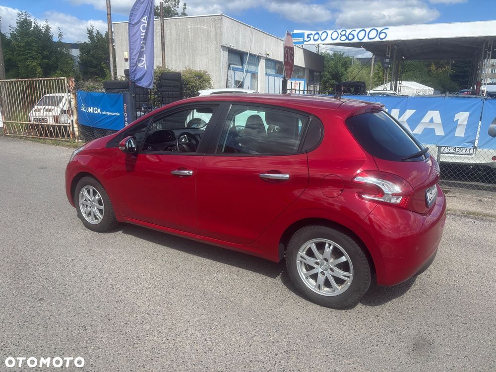 Peugeot 208 1.2 PureTech Active - 14