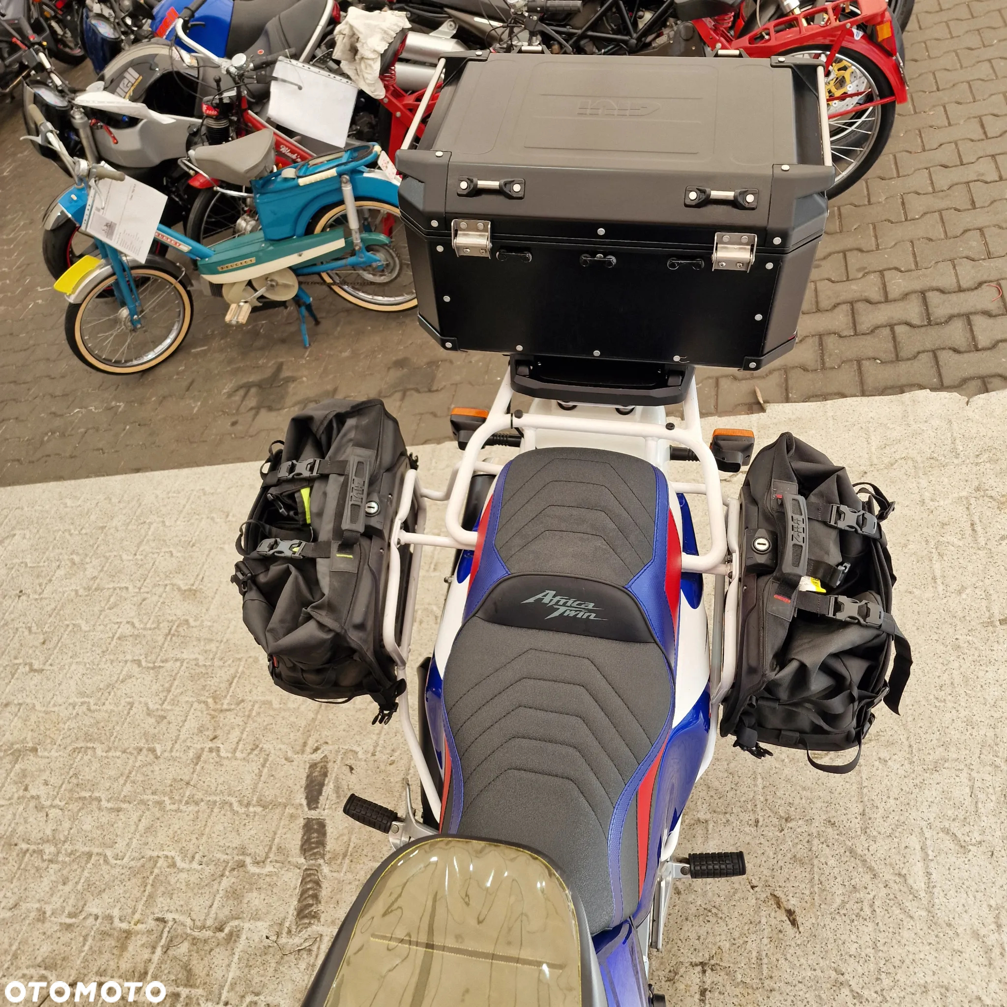 Honda XRV - 27