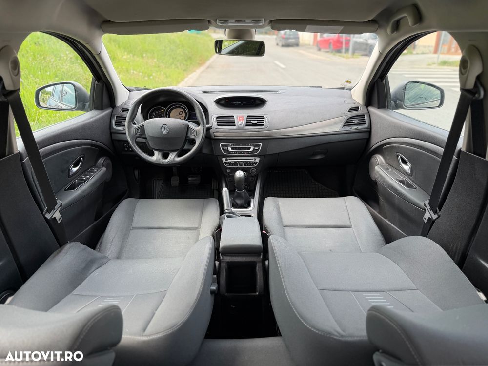 Renault Megane 1.6 16V 100 Authentique - 8