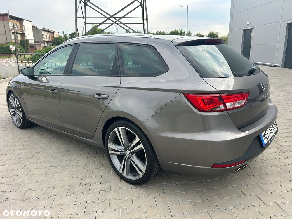 Seat Leon 2.0 TDI DPF Ecomotive FR - 15