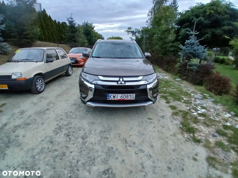 Mitsubishi Outlander - 5