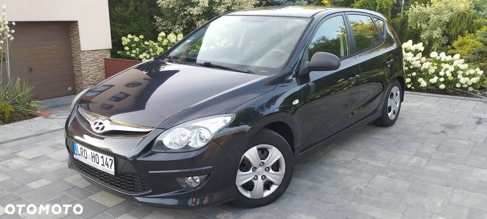 Hyundai i30 1.6 CRDi Base + EU5 - 17