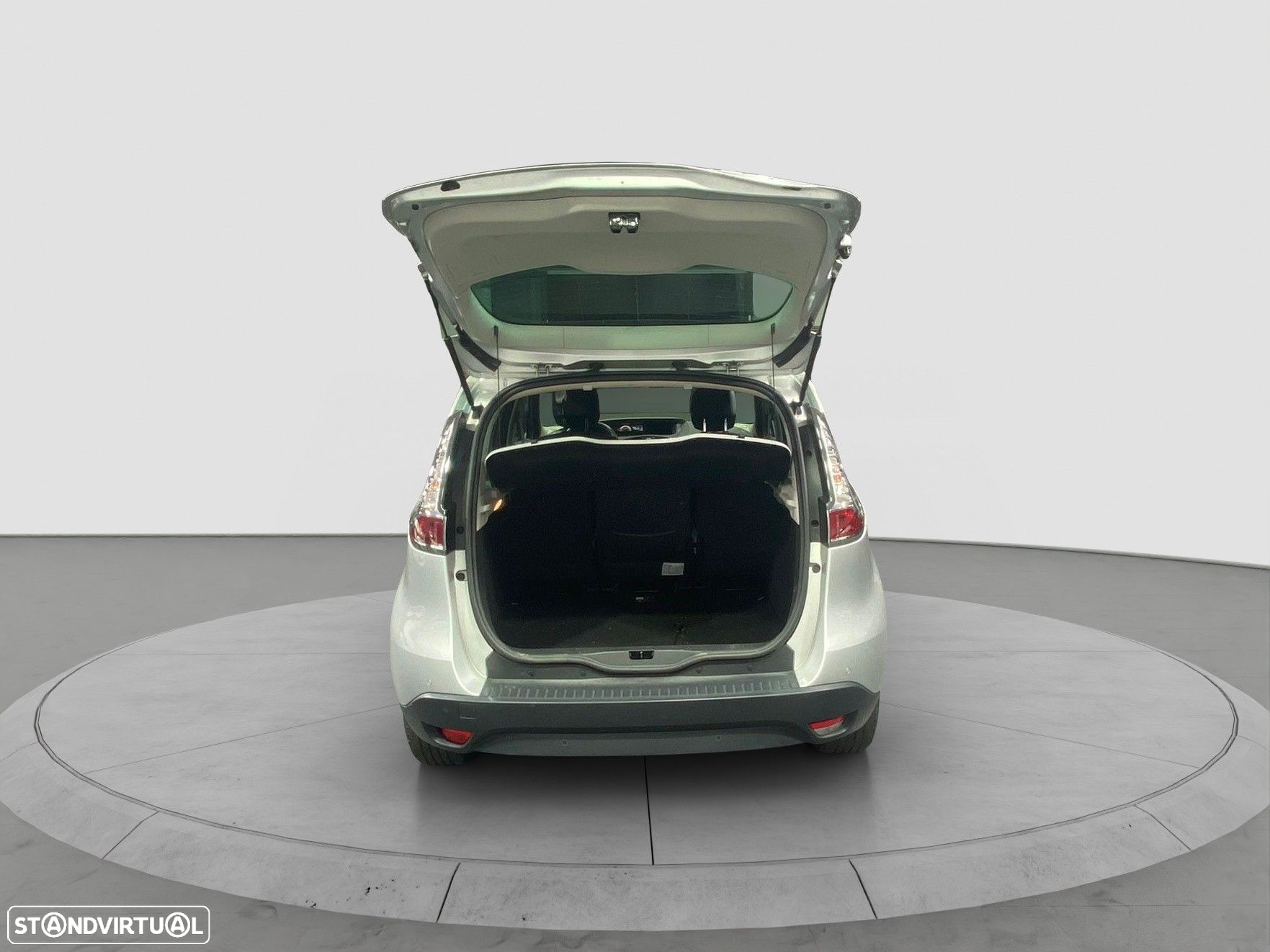Renault Scénic 1.6 dCi Bose Edtion SS - 9