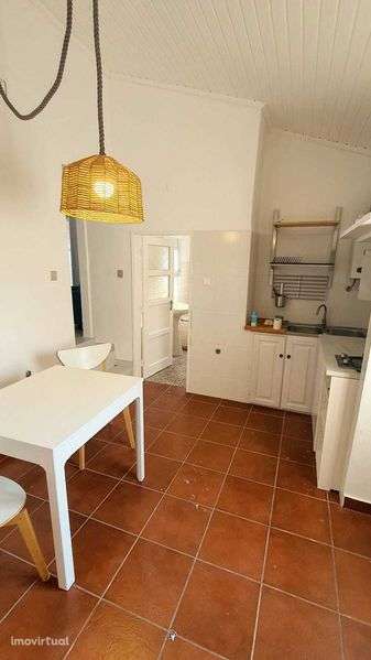 São Luís – Bairro Azul: Moradia com Potencial e Jardim - Grande imagem: 4/12