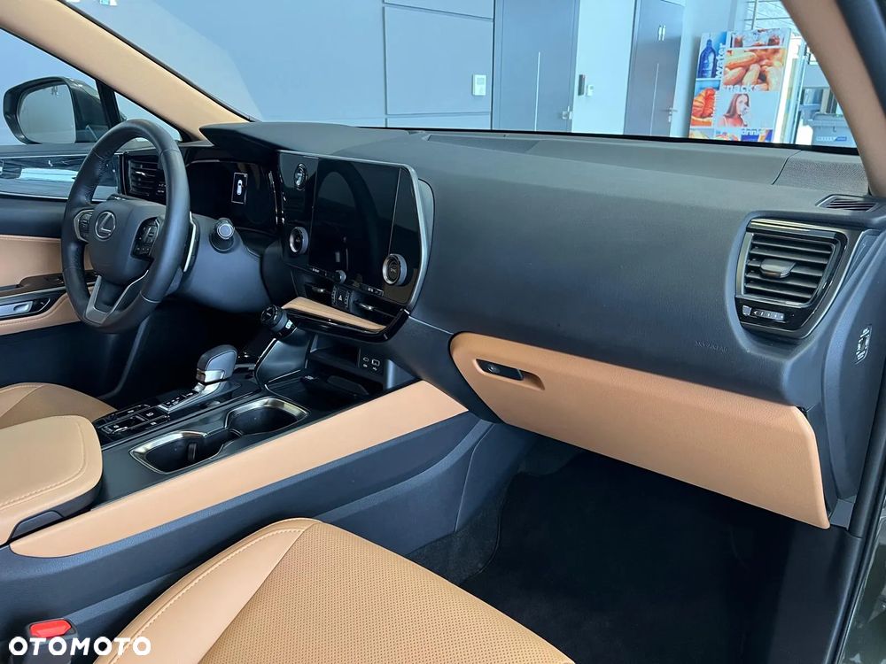 Lexus NX 350h Prestige 2WD - 10