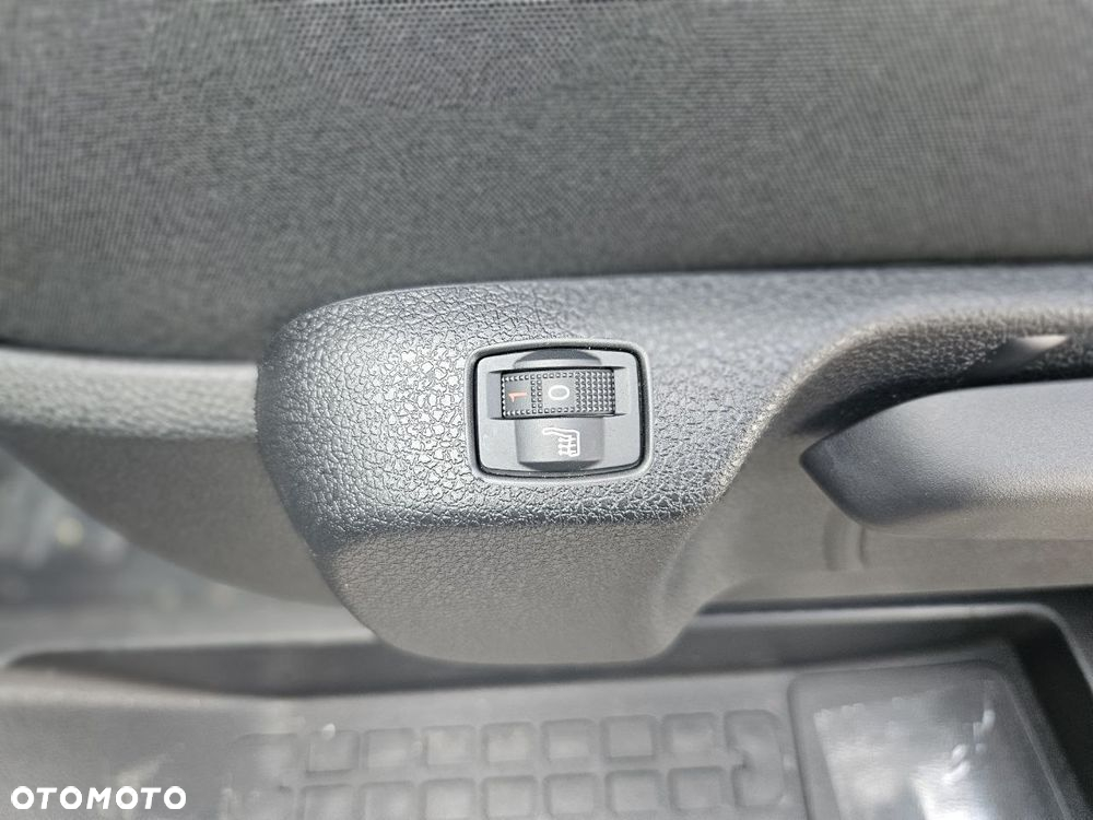 Opel Vivaro - 22