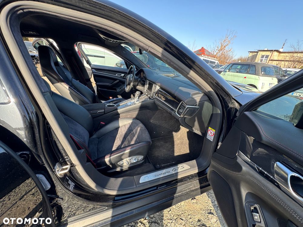 Porsche Panamera GTS - 5