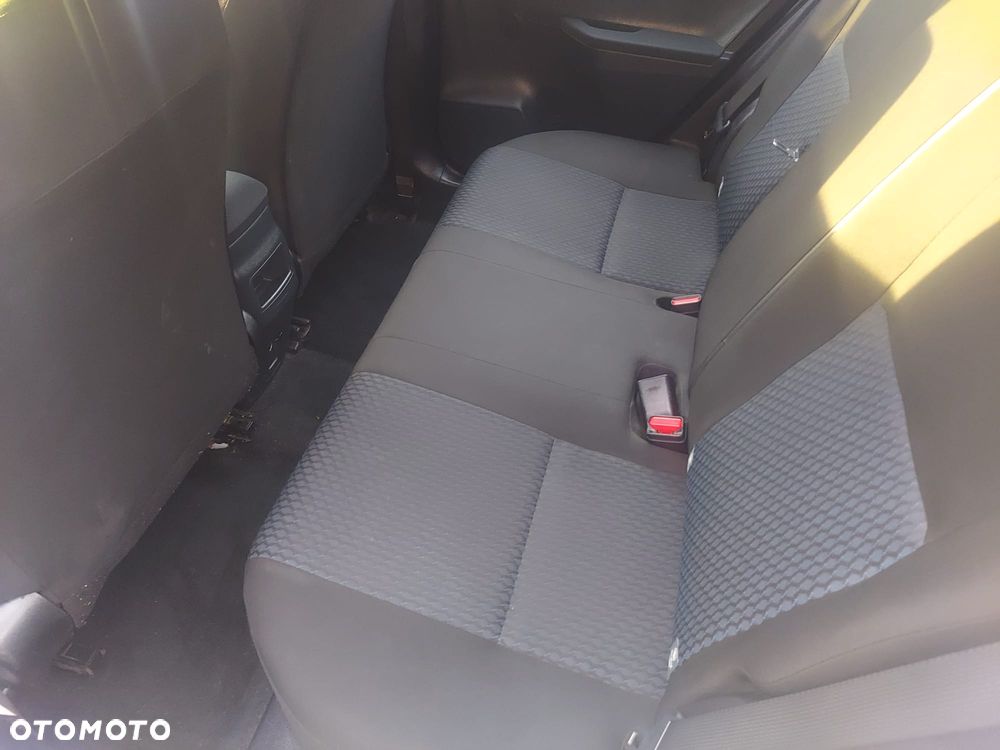 Toyota Auris 1.4 D-4D Design Edition - 22