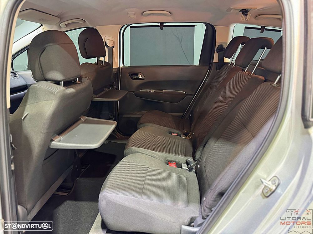 Peugeot 5008 1.6 HDi 7L SE Style - 16