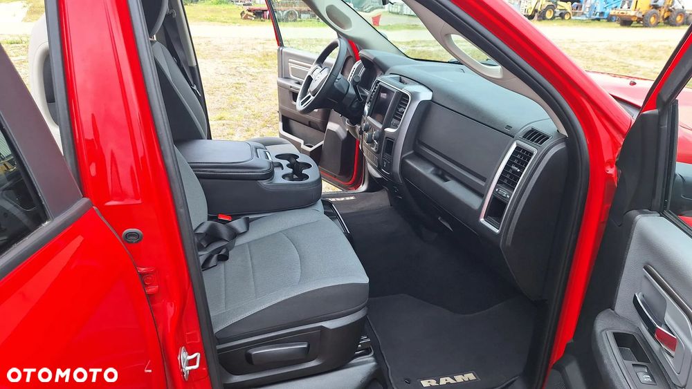 RAM 1500 5.7 Crew Cab Bighorn - 12
