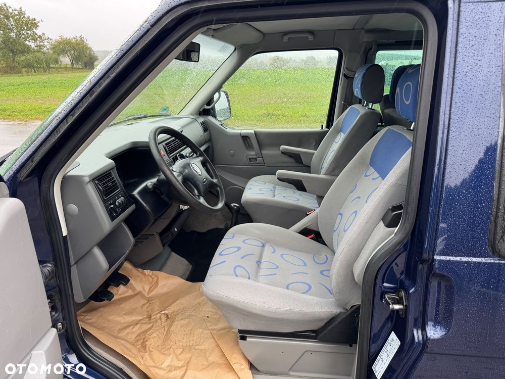 Volkswagen Multivan TDI - 33