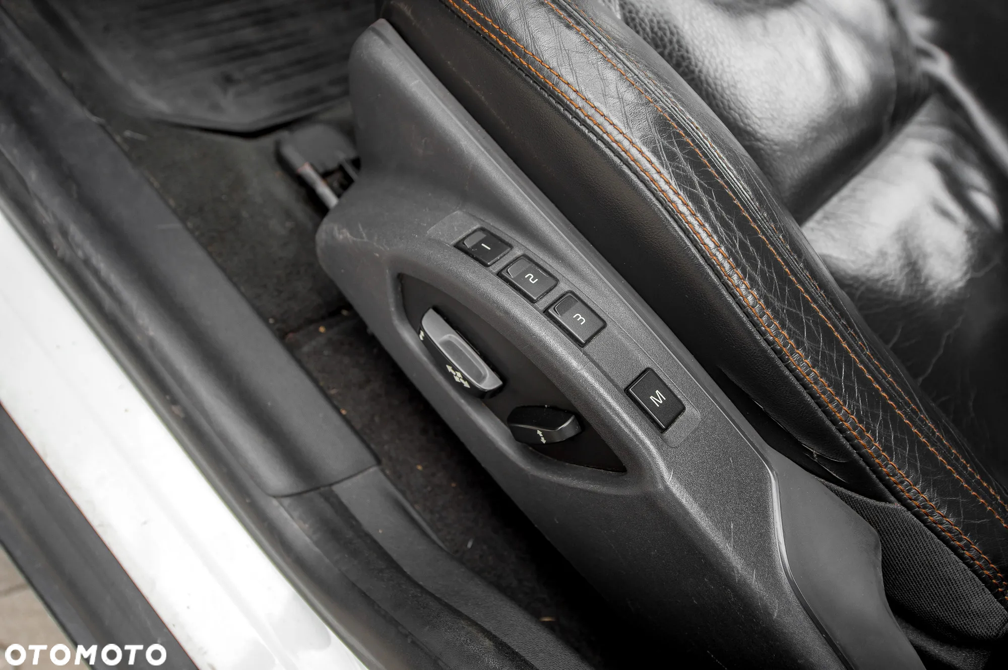 Volvo XC 60 - 24