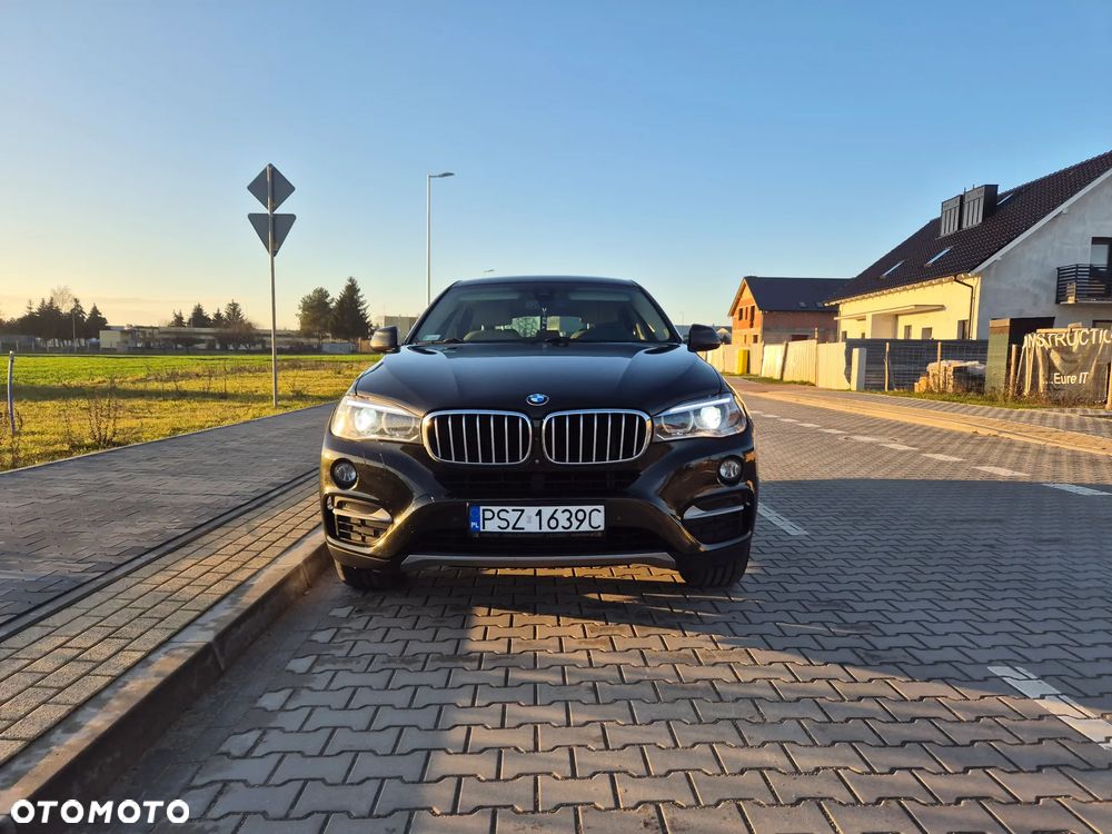 BMW X6 xDrive40d - 16