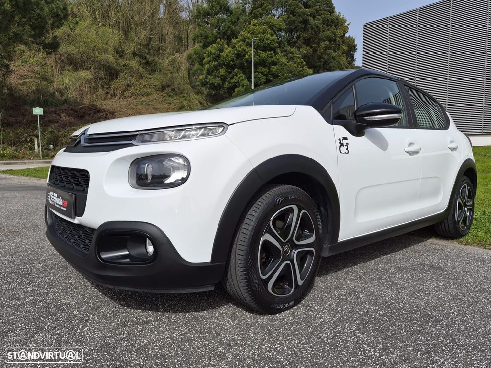 Citroën C3 1.2 PureTech Shine - 1
