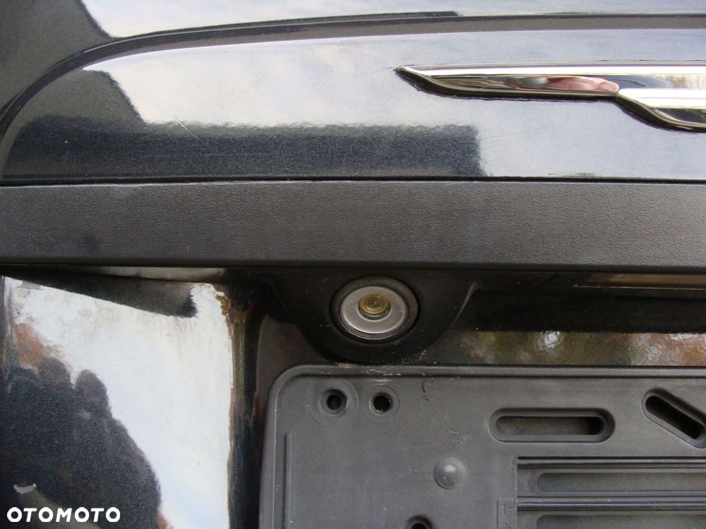 klapa bagażnika chrysler voyager 07-16 kamera kompletna - 9