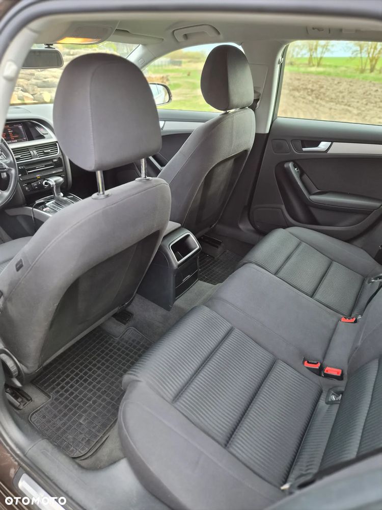 Audi A4 Avant 2.0 TDI Multitronic - 28