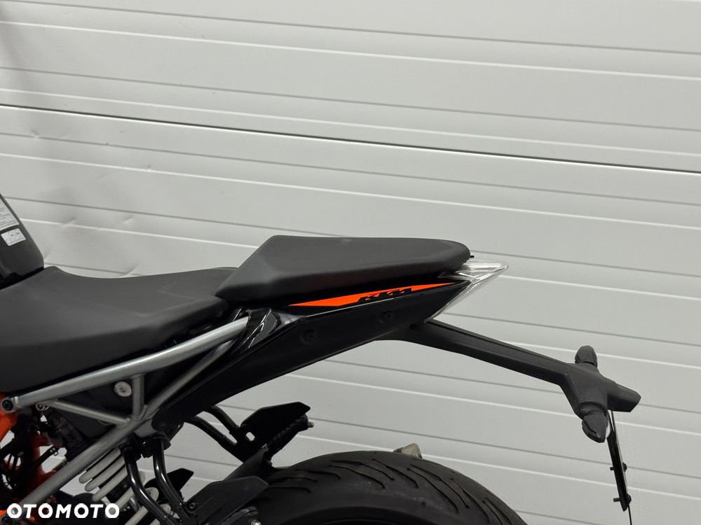 KTM Duke - 18