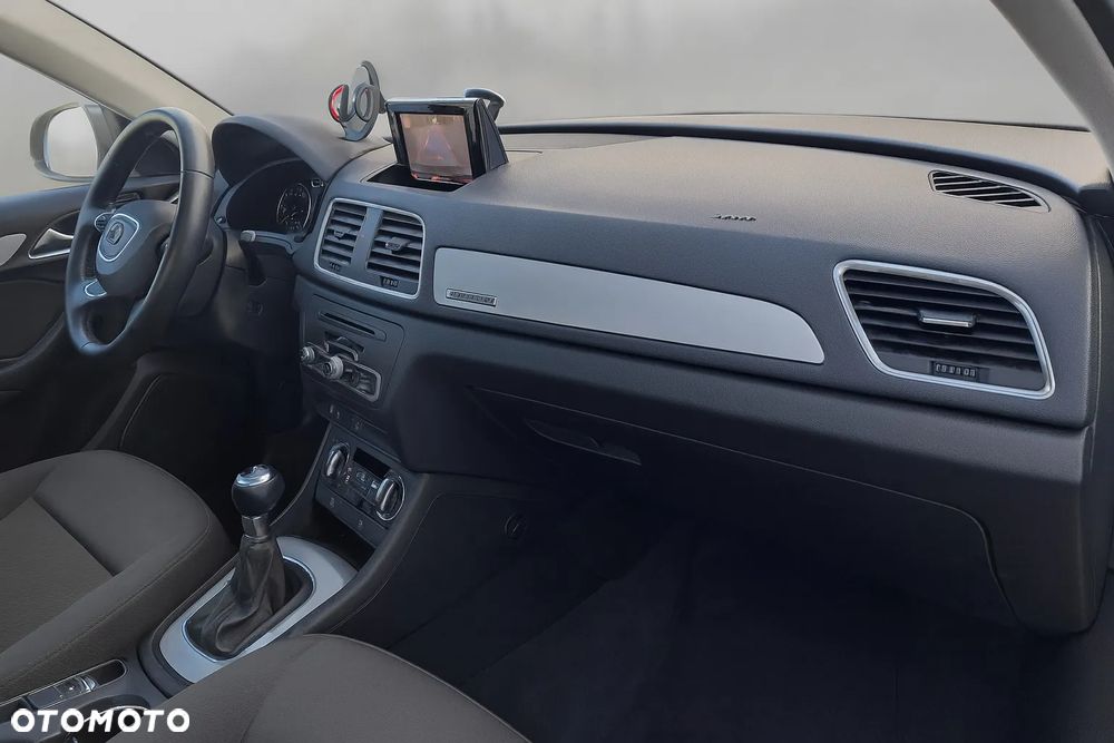 Audi Q3 2.0 TDI Quattro S tronic - 23