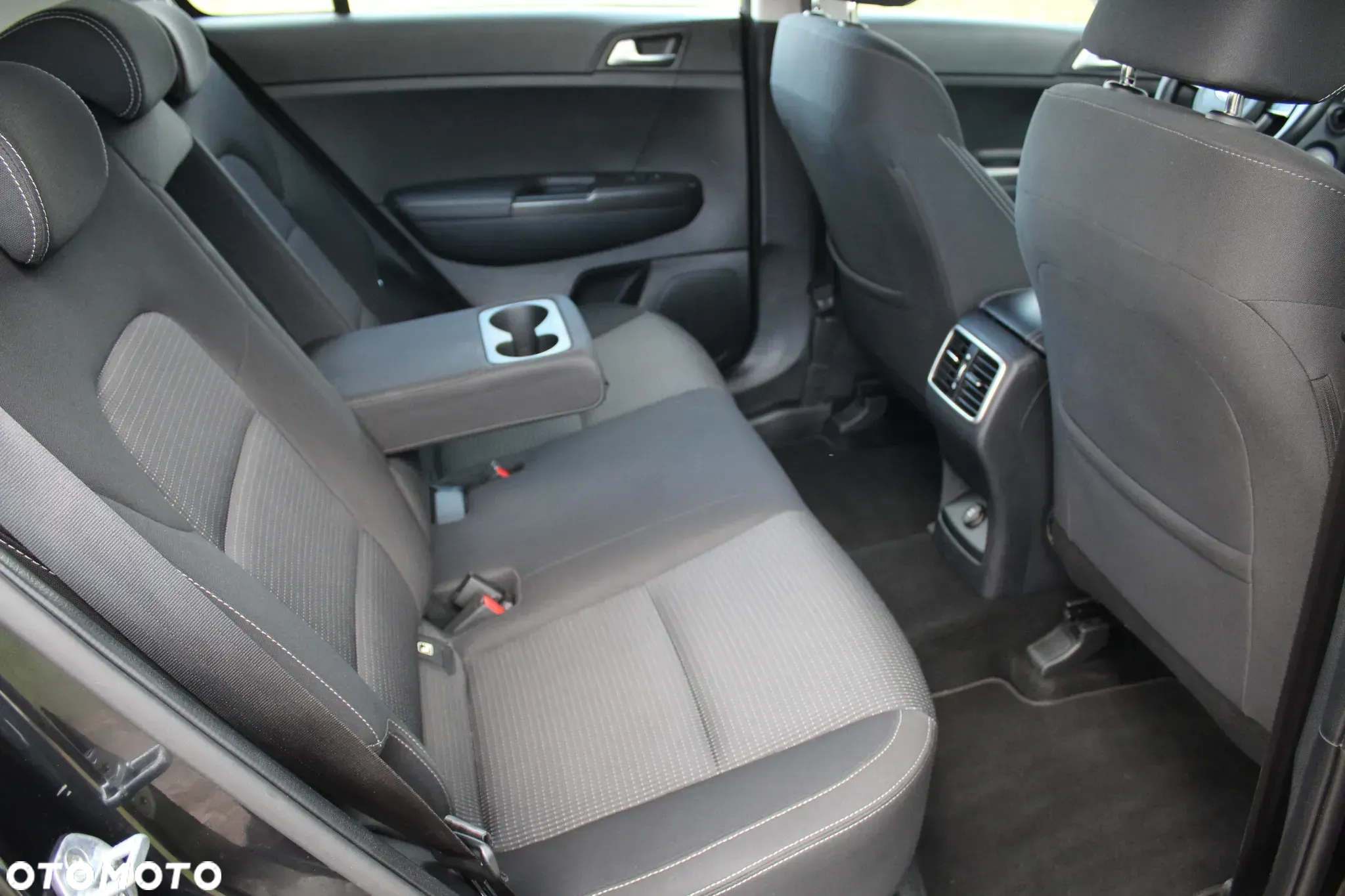 Kia Sportage 1.6 CRDI 2WD VISION - 27