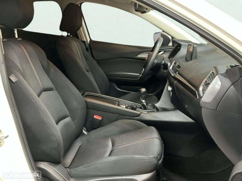 Mazda 3 - 14