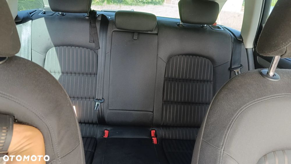 Audi A4 Avant 2.0 TDI Multitronic - 33