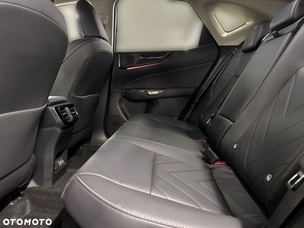 Lexus NX 350h Prestige AWD - 10
