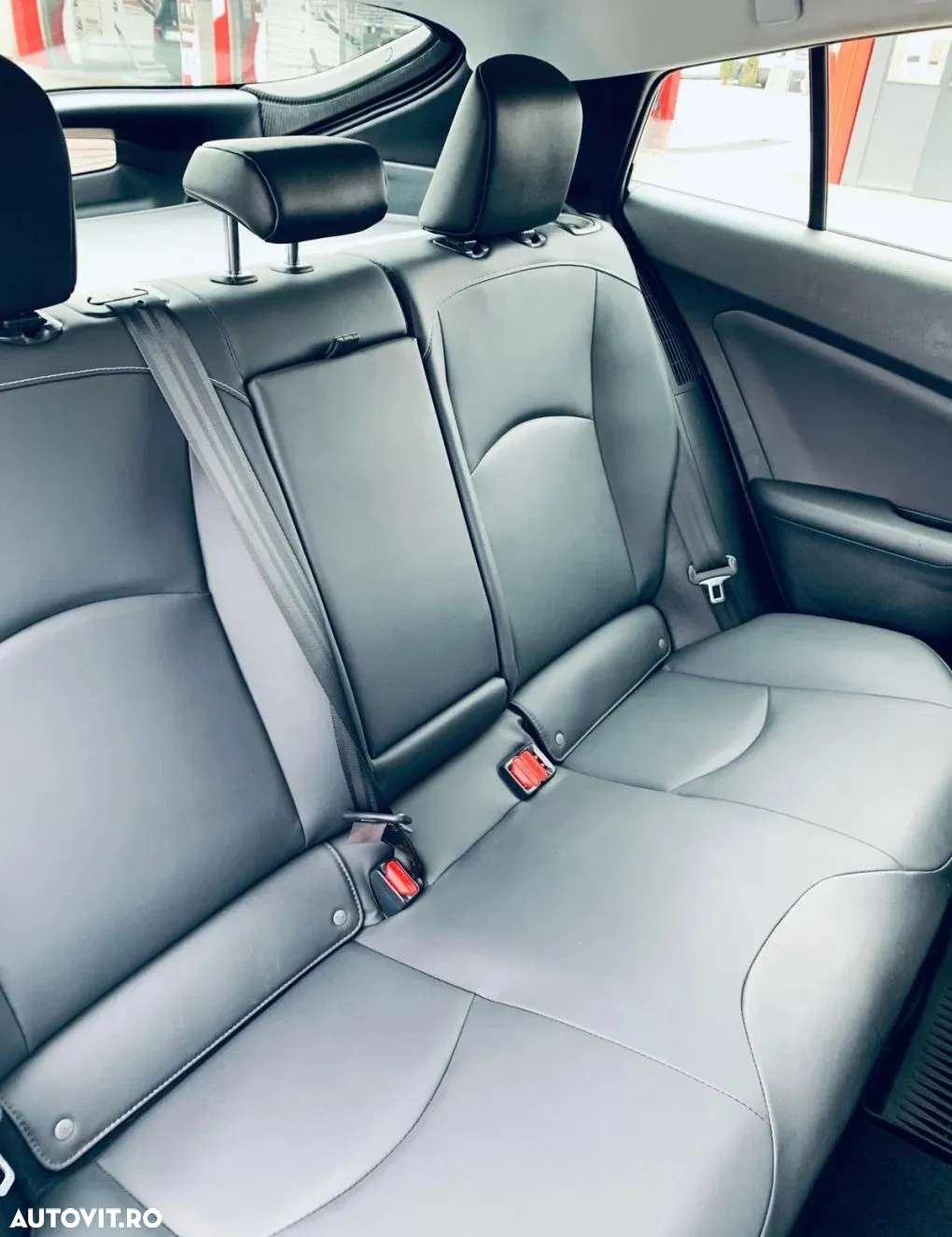 Toyota Prius - 13