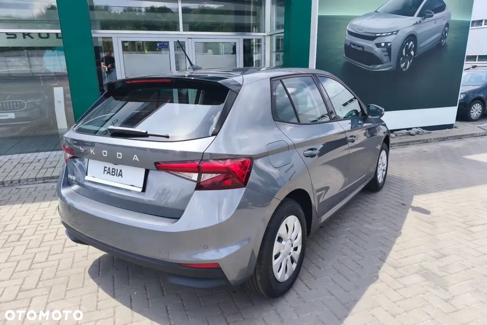 Skoda Fabia 1.0 TSI Drive DSG - 4