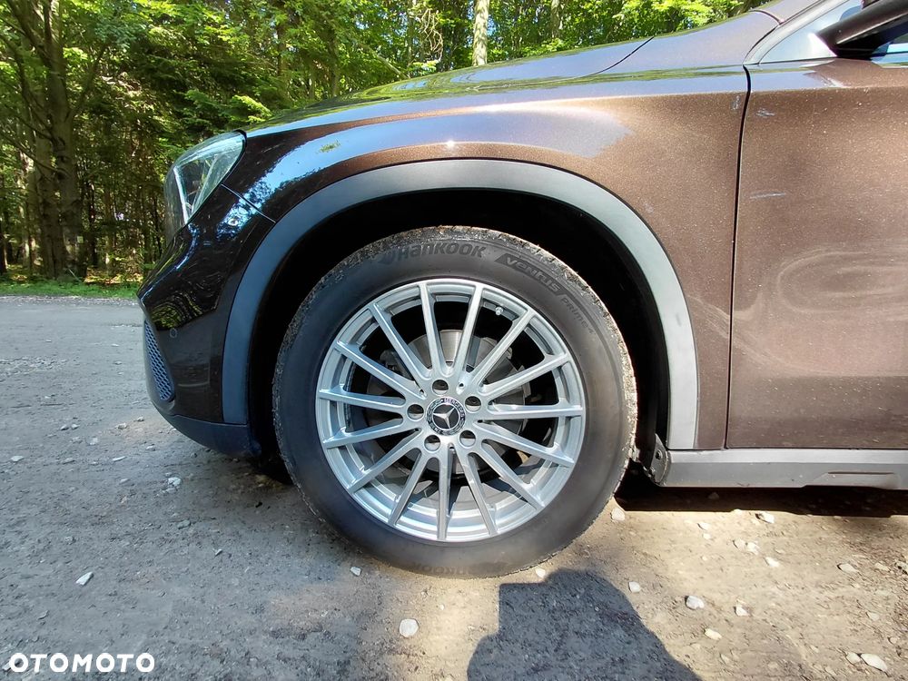 Mercedes-Benz GLA 180 Style - 6