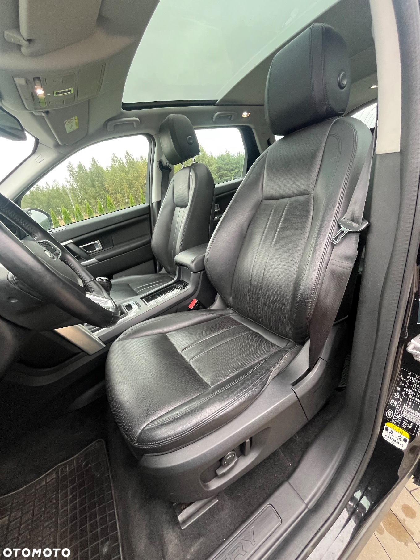 Land Rover Discovery Sport 2.0 eD4 HSE - 13