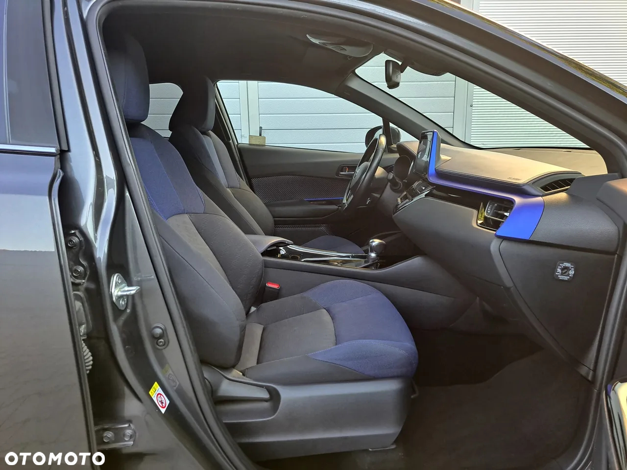 Toyota C-HR 1.8 Hybrid Dynamic - 11