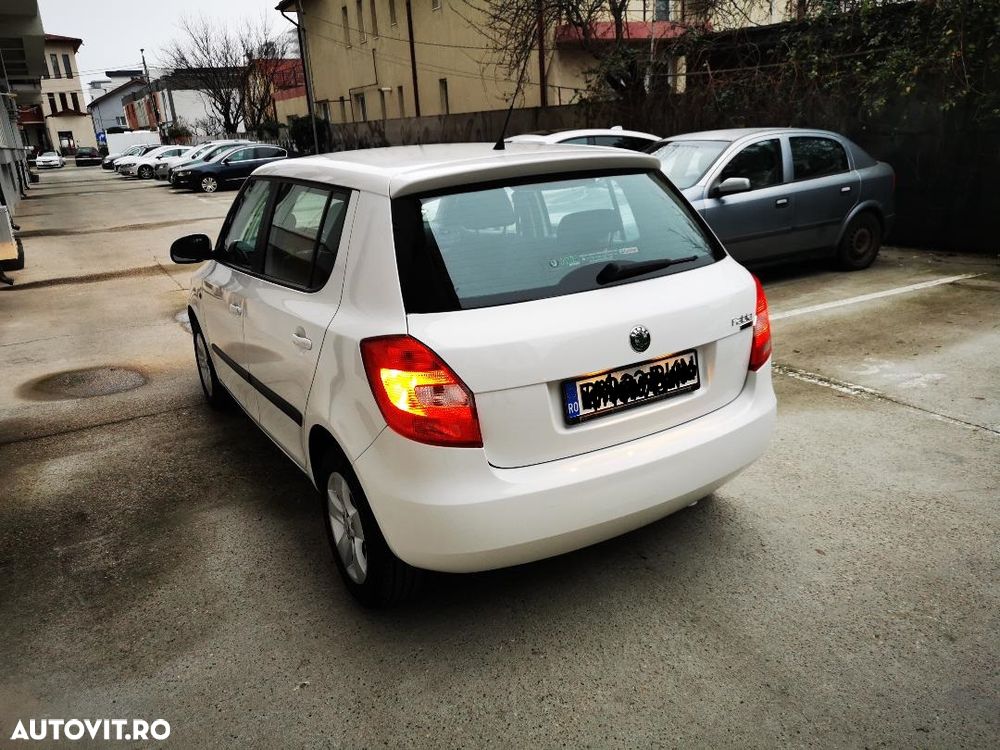 Skoda Fabia 1.2 HTP Classic - 5