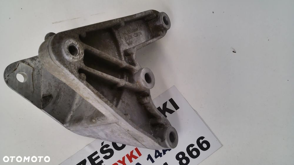 Opel Astra J IV 1.7CDTI Łapa Silnika 13248664 - 4