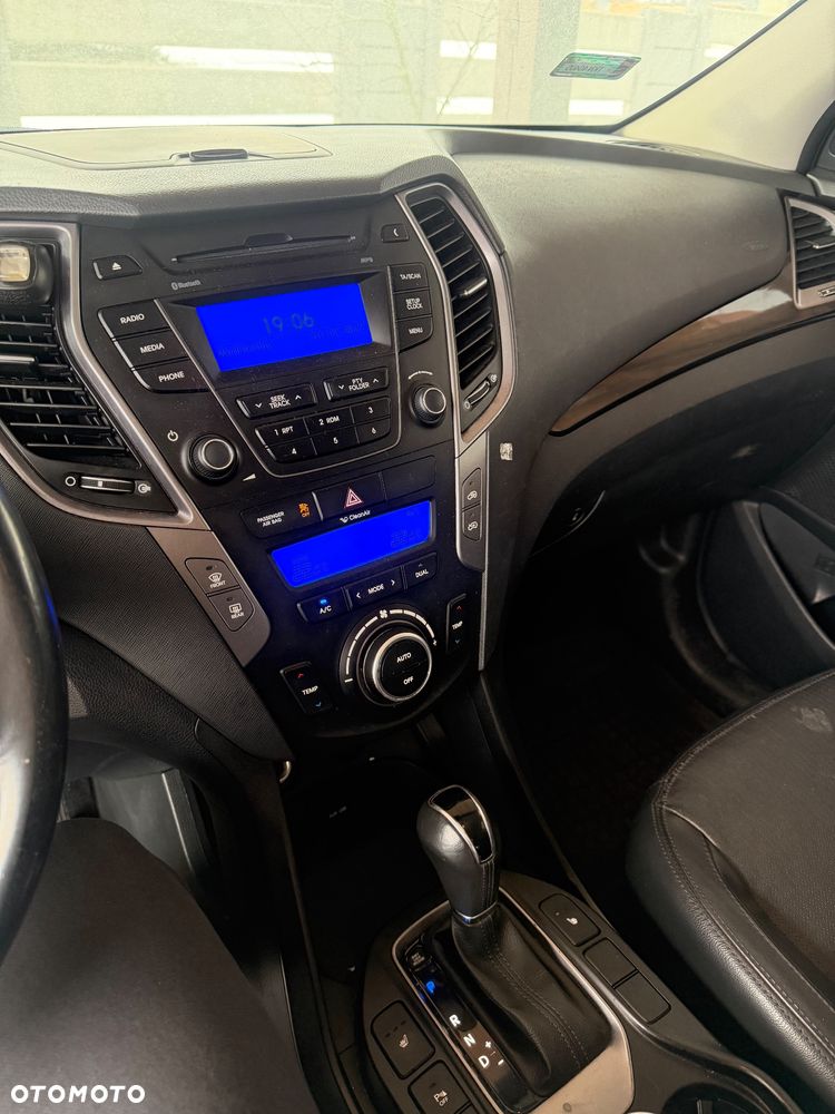 Hyundai Santa Fe 2.2 CRDI 4WD Automatik Style - 16