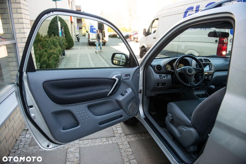 Toyota RAV4 - 15