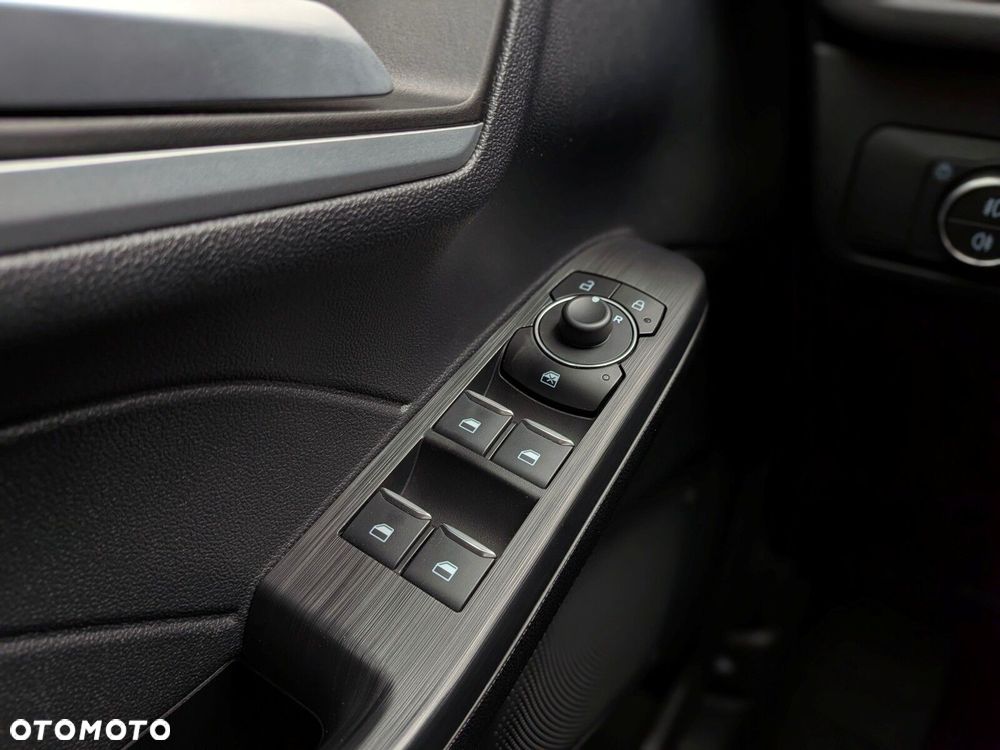Ford Kuga 1.5 EcoBoost FWD - 34
