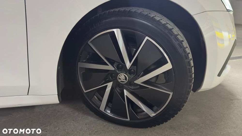 Skoda Octavia 1.5 TSI ACT Clever DSG - 9
