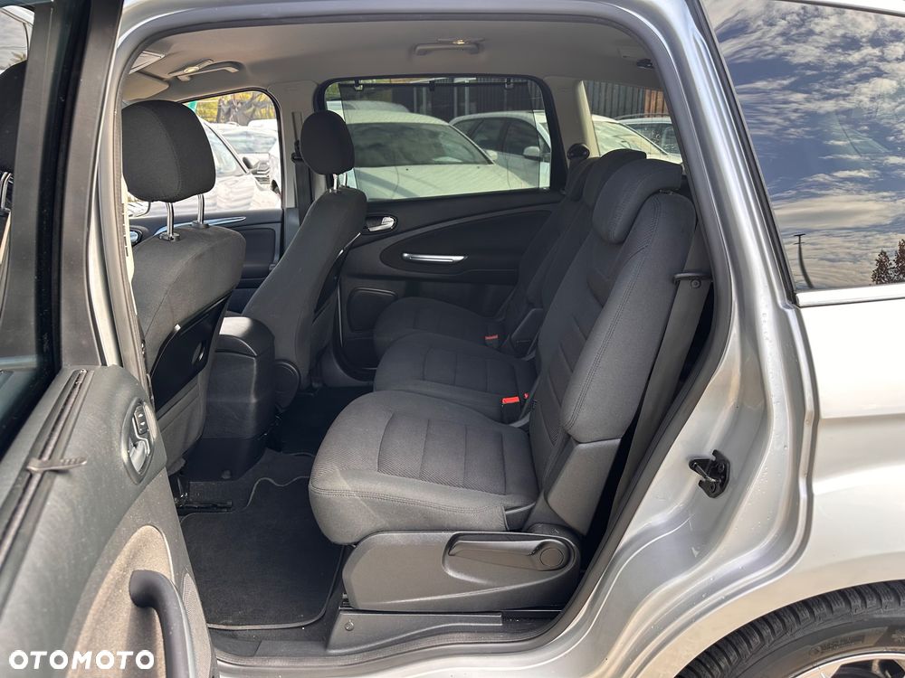 Ford S-Max - 7