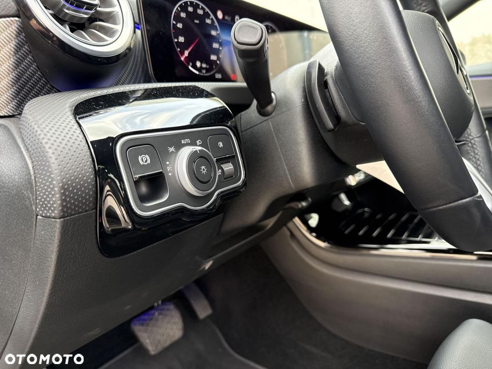 Mercedes-Benz CLA 200 mHEV Progressive 7G-DCT - 13