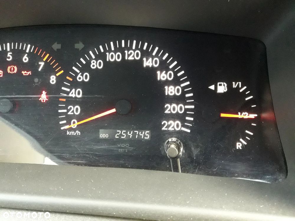 Toyota Corolla 1.6 VVT-i Dynamic - 10