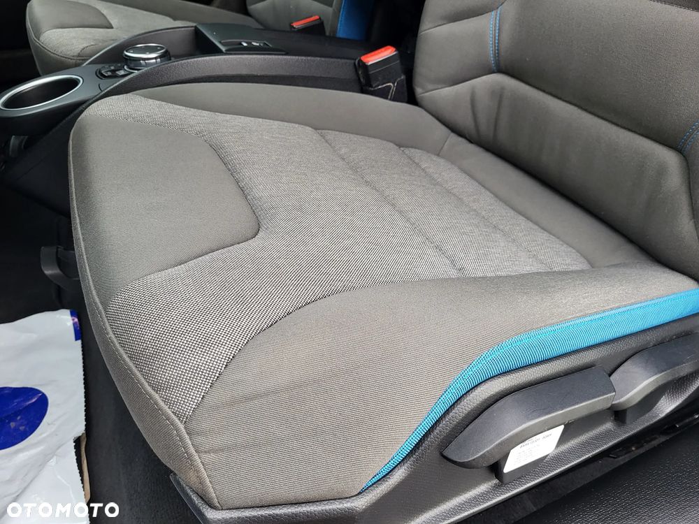 BMW i3 (60 Ah) - 6