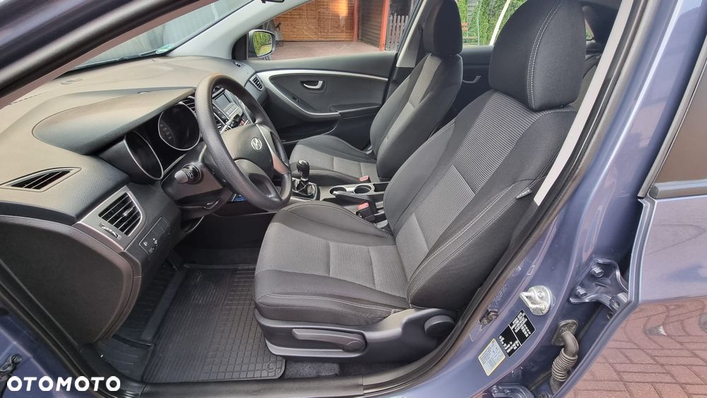 Hyundai i30 1.4 Classic - 10