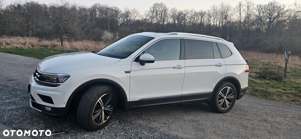 Volkswagen Tiguan Allspace 2.0 TDI 4Mot SCR Highline DSG - 2