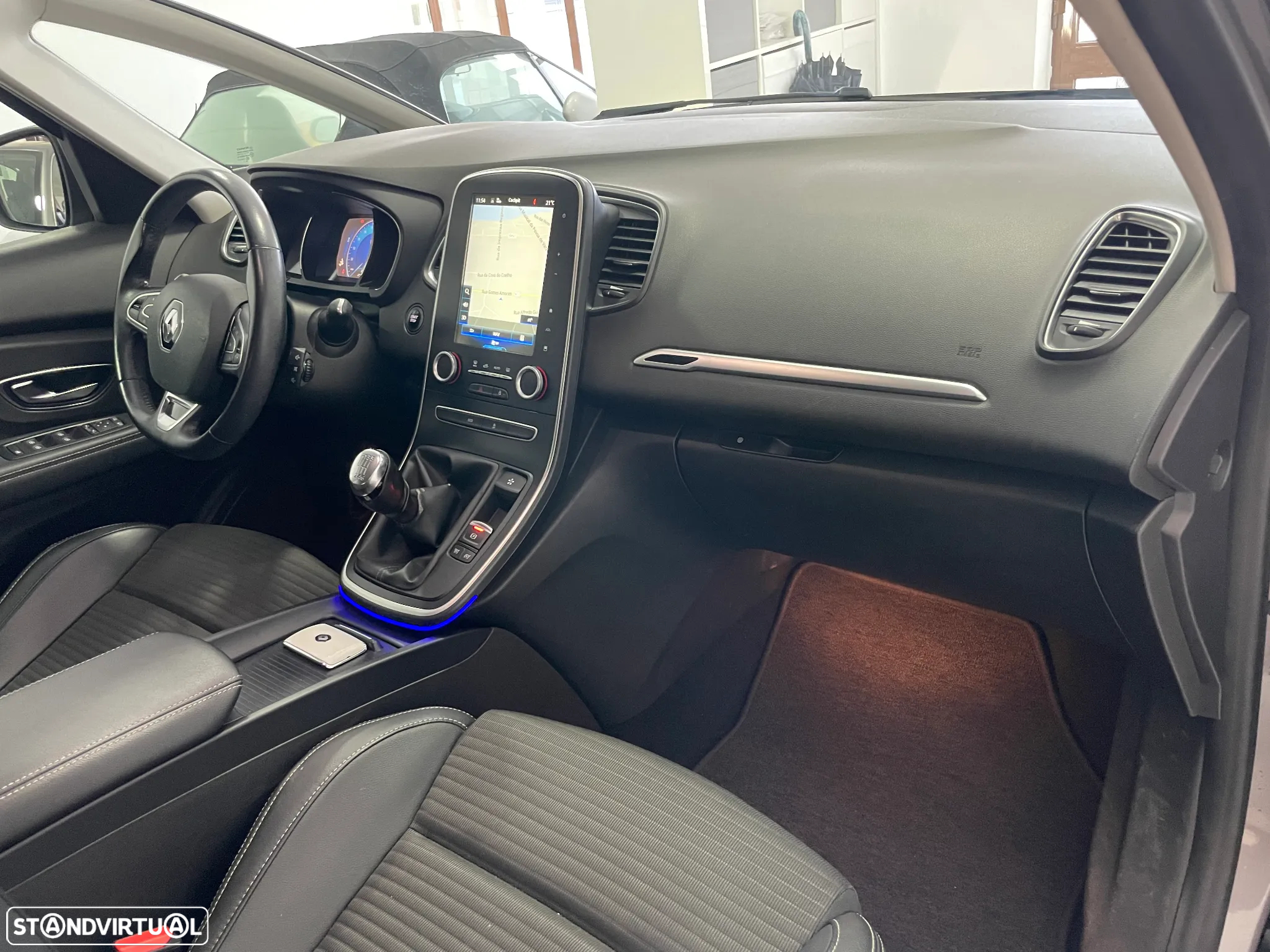 Renault Scénic 1.5 dCi Exclusive SS - 12
