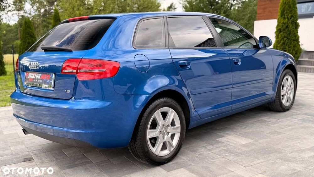 Audi A3 Sportback 1.6 Ambiente - 24